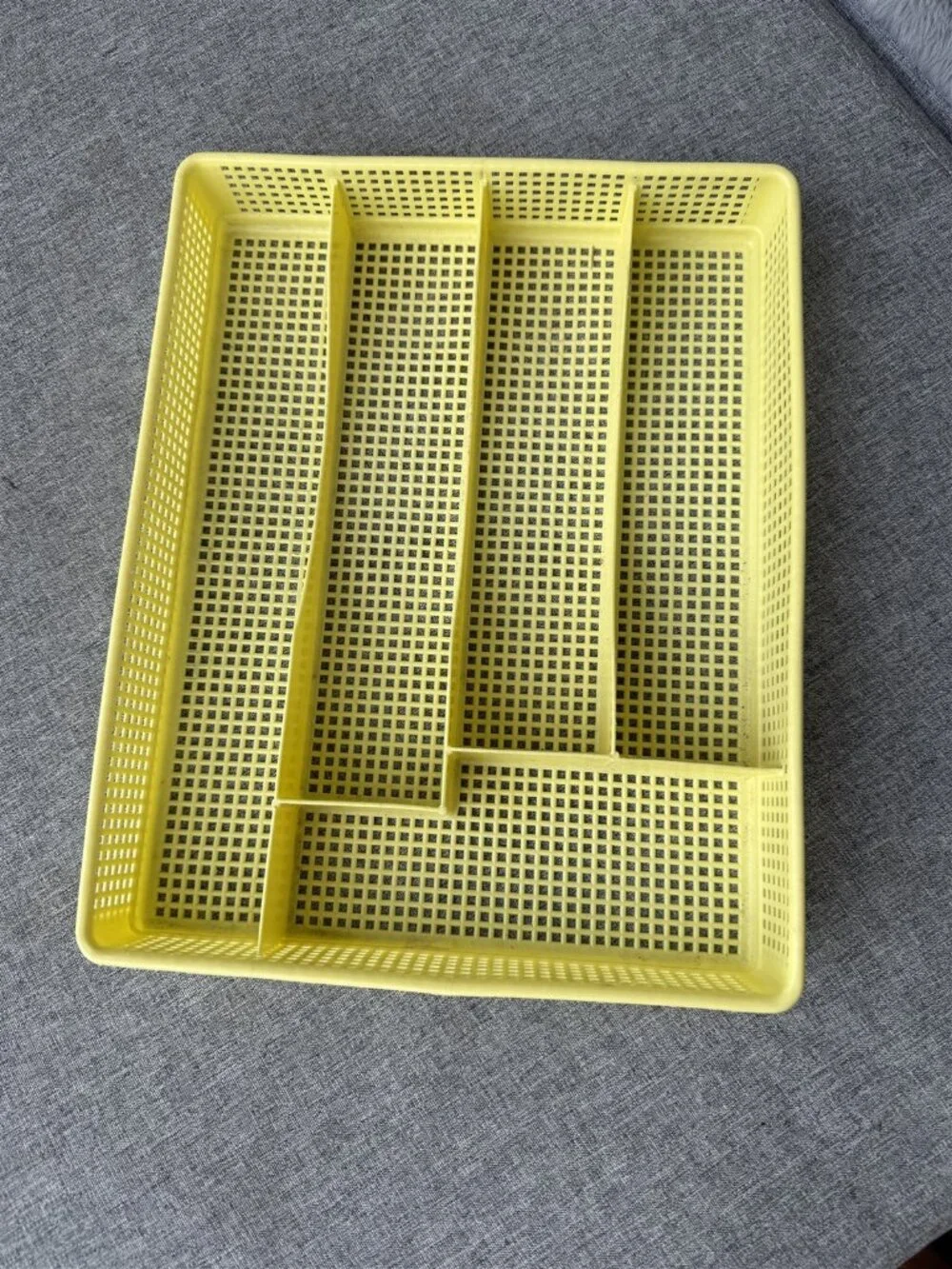 Unbranded vintage yellow