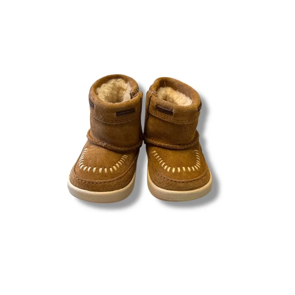 UGG cali moc