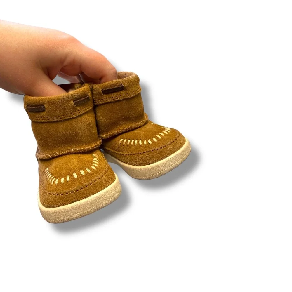 UGG cali moc