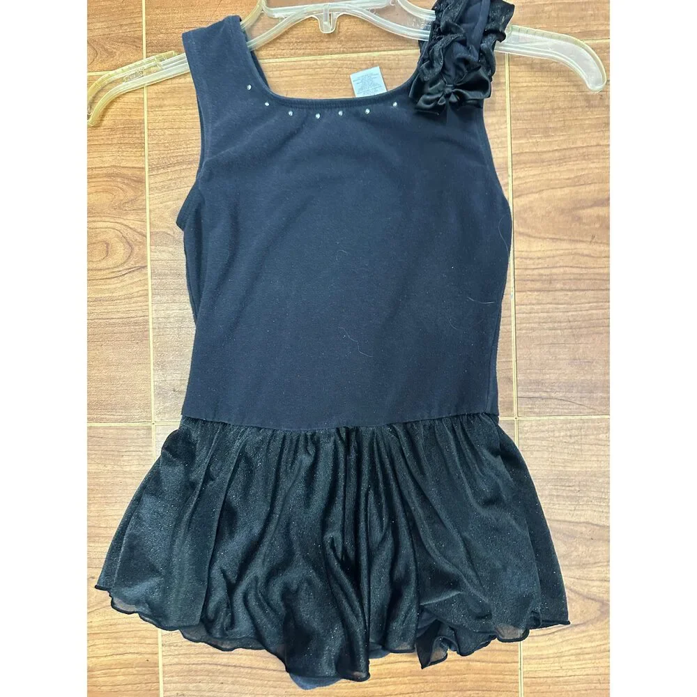 Pre-Owned Dance Leotard Dress Freestyle Large Child Black Ruffle and a Bow Ball
