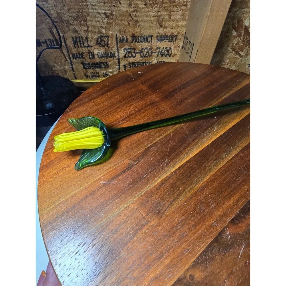 N/A handcrafted vintage