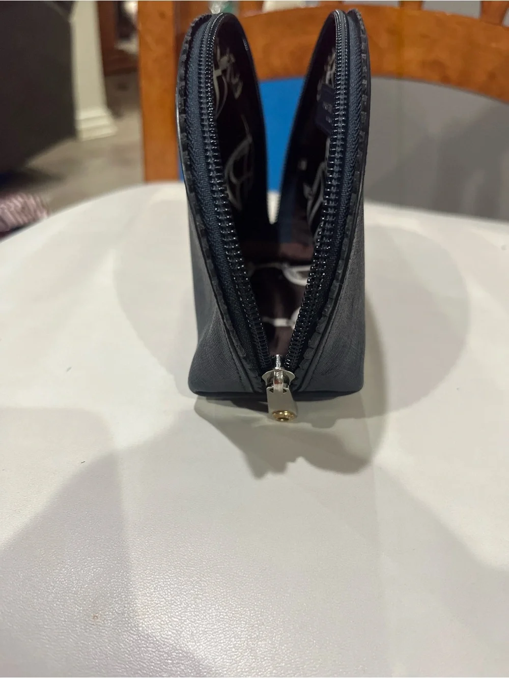 henri bendel women’s compact