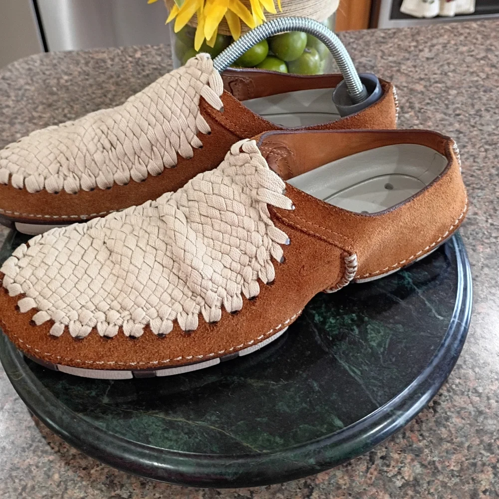 Nike gently used