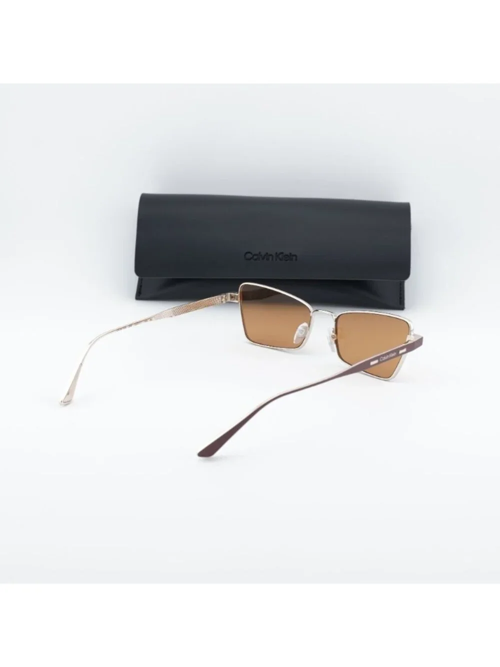 Calvin Klein model ck24110s