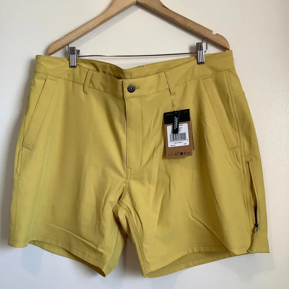 The North Face Rolling Sun Shorts Mens 40‎ Yellow Silt FlashDry NF0A3T2Q Q0A-40