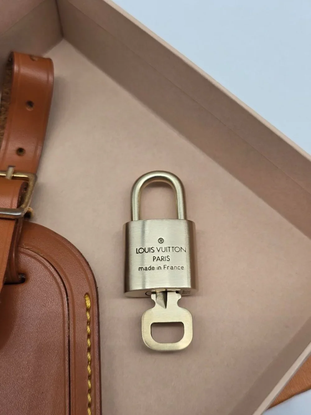 Louis Vuitton add classic