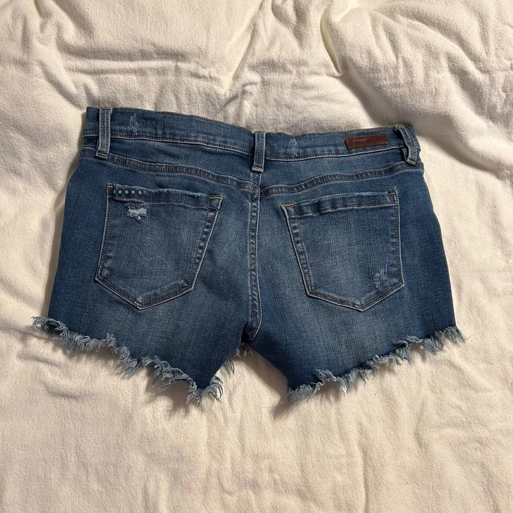 Blank NYC embrace laid