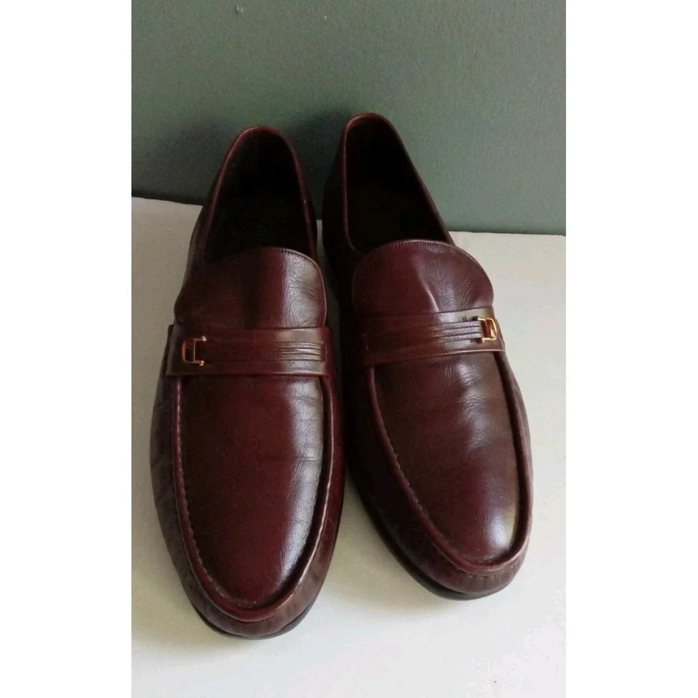 Burgundy Leather Loafers Gold Accents‎ Slip On Dress Shoes Classic Style
