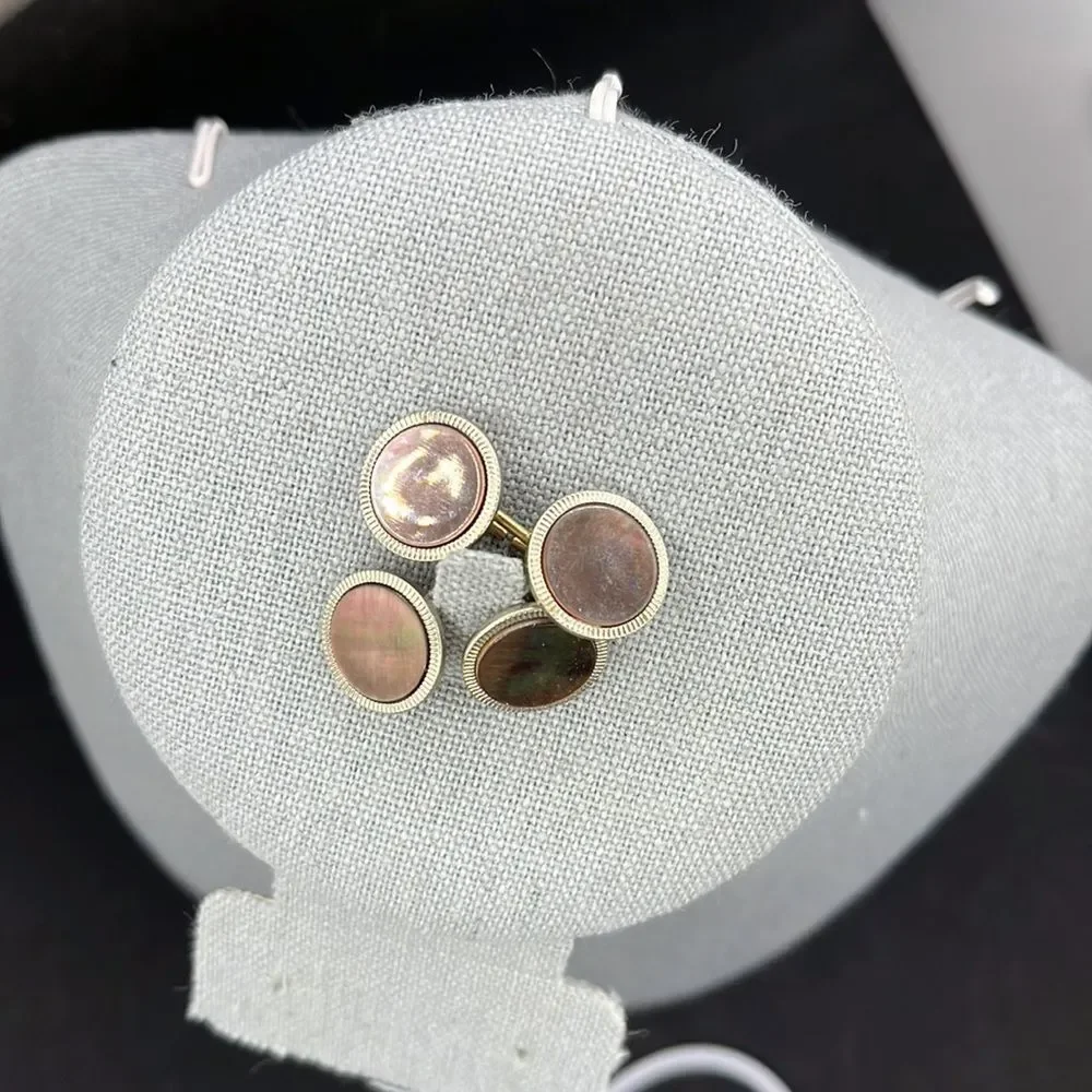 Vogue vintage gold