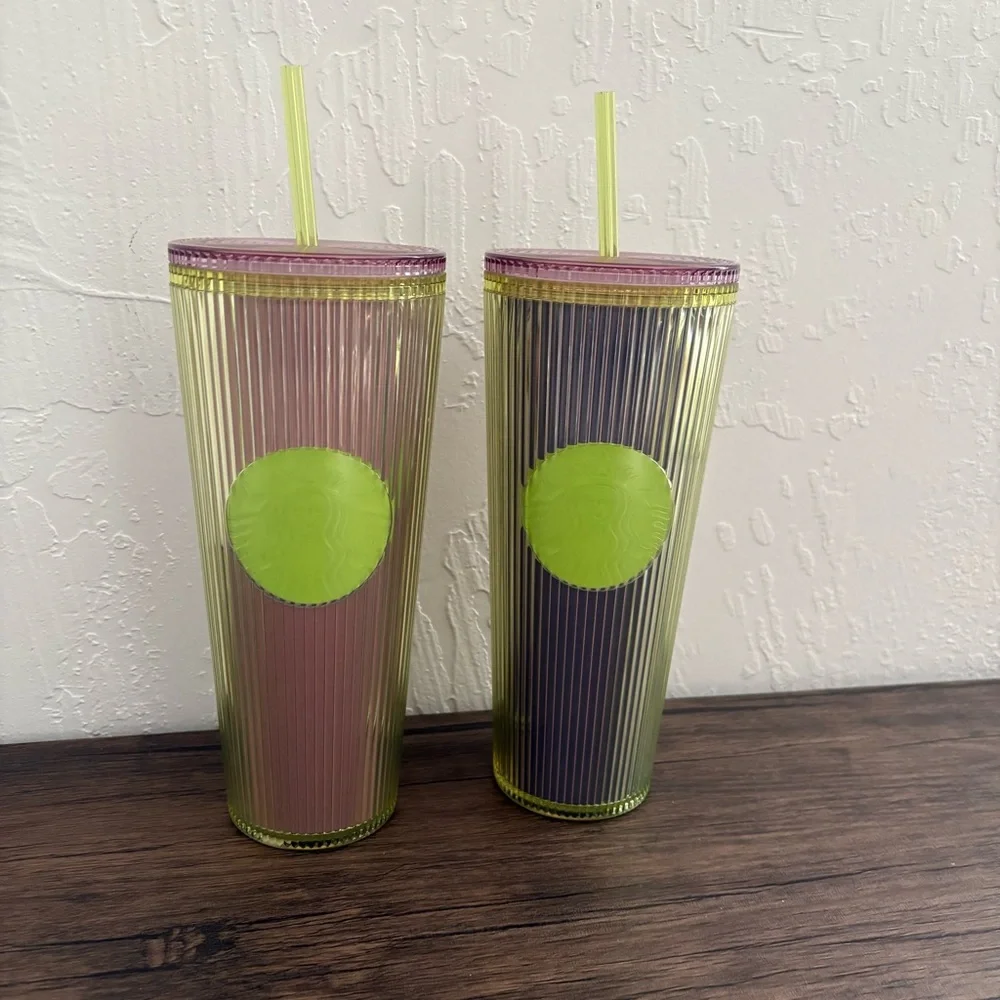 Lot Of Two Starbucks Green Apple Cold Cups (24 OZ) Brand New With Straw‎ Pleated