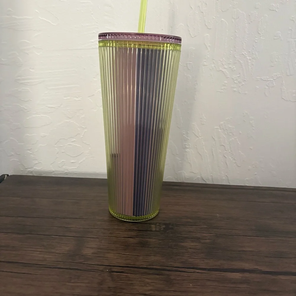 Lot Of Two Starbucks Green Apple Cold Cups (24 OZ) Brand New With Straw‎ Pleated