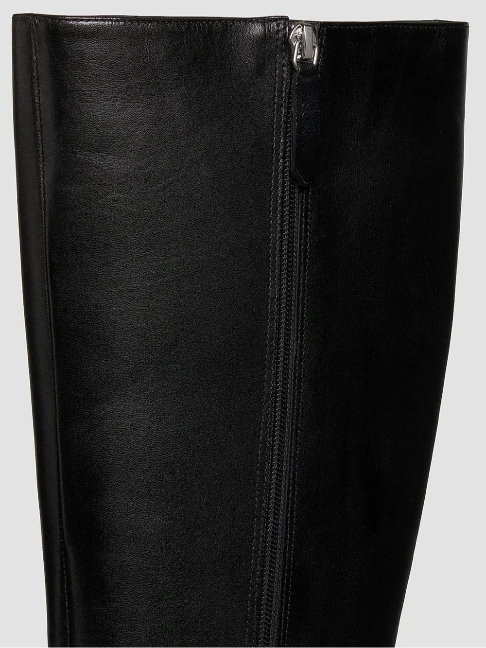 SCHUTZ from raffaela