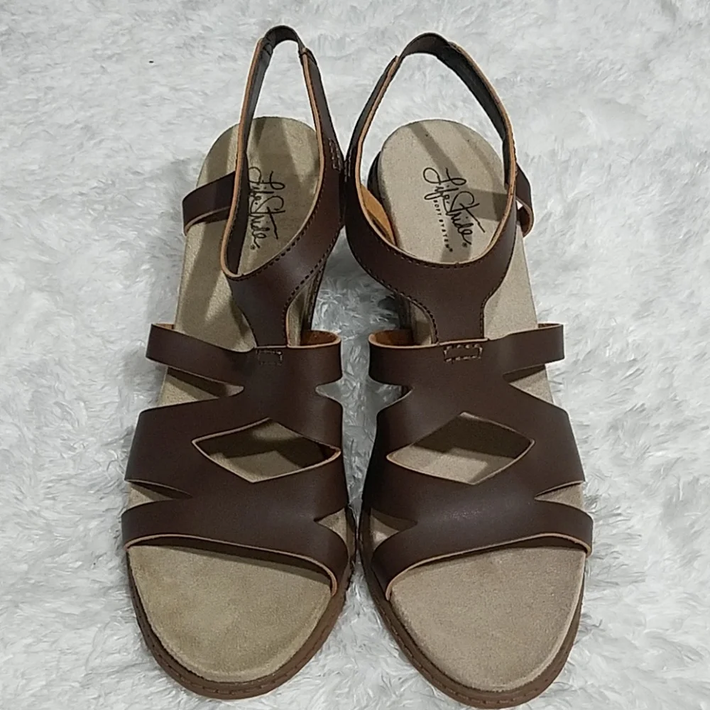 Life Stride Brown Wedge Sandals Strappy Ankle Casual Comfortable‎ Shoes Size 11M