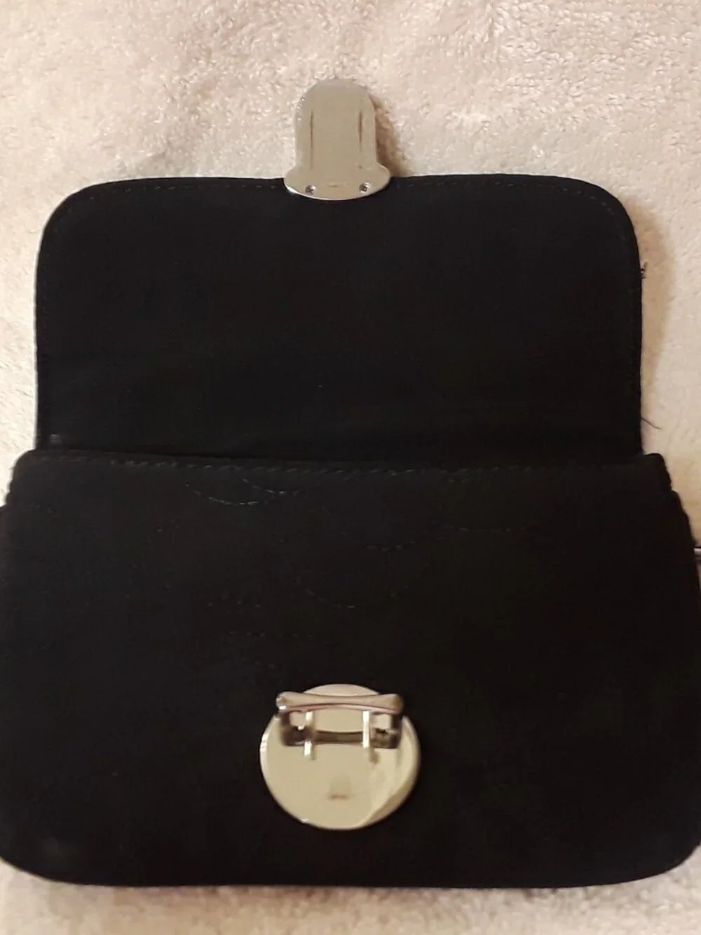 Vera Bradley compact convenient