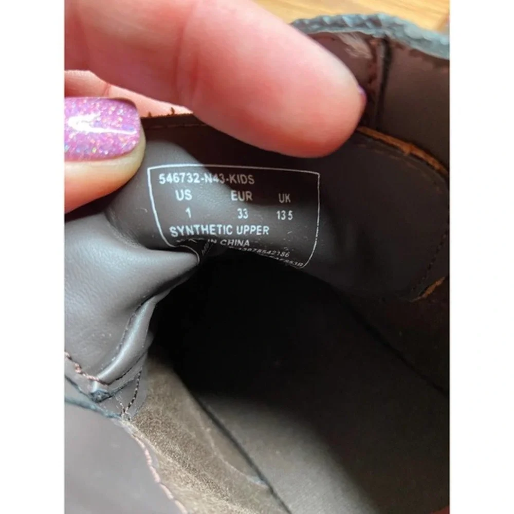 Levis levi’s brown