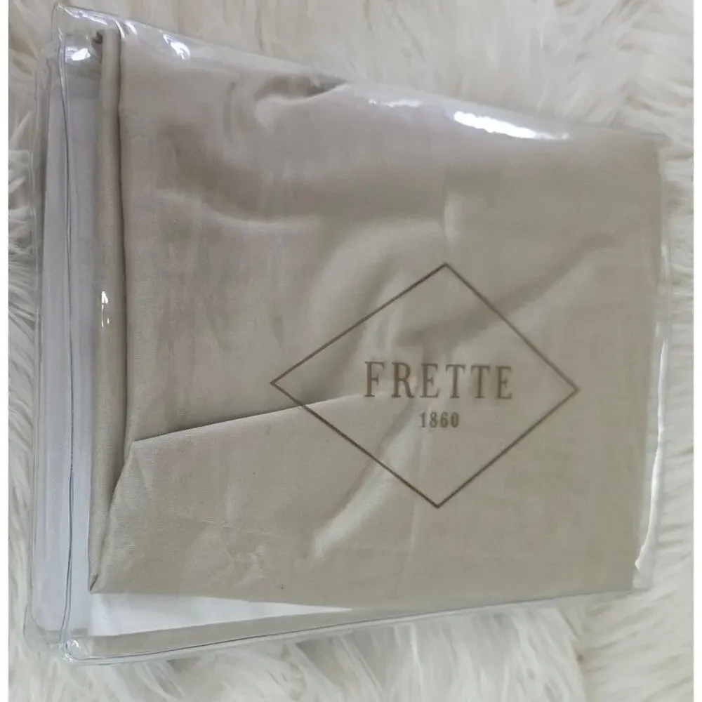 Frette features envelope