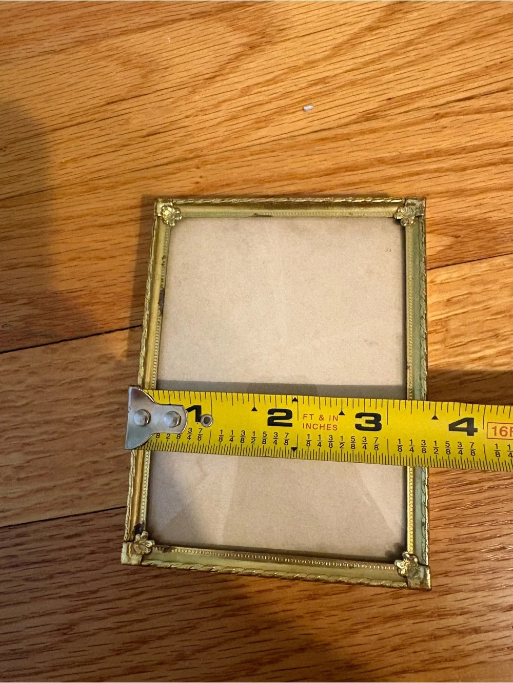 N/A elegant gold