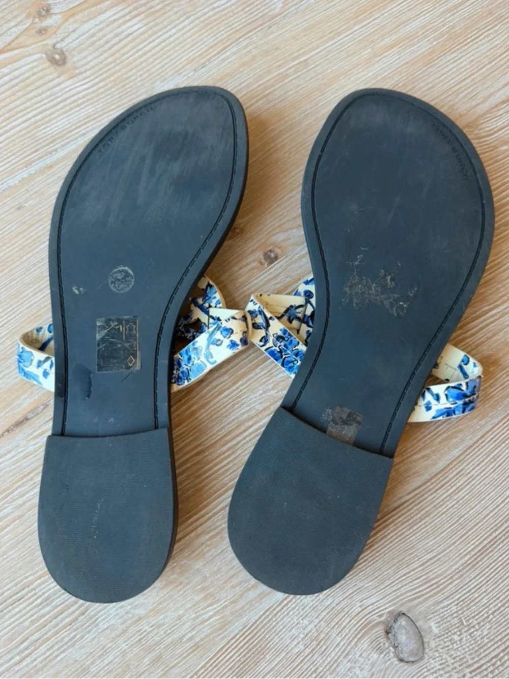 Tory Burch slip tory