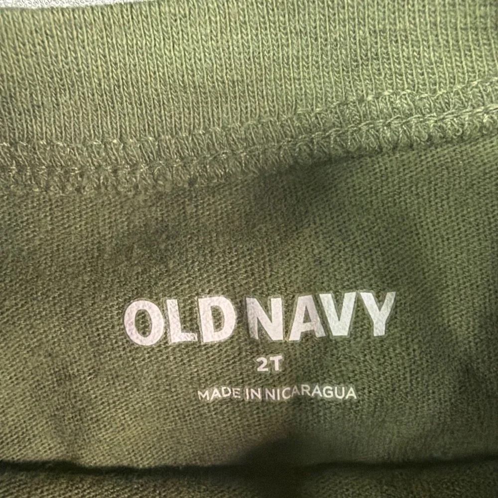 Old Navy short sleeve