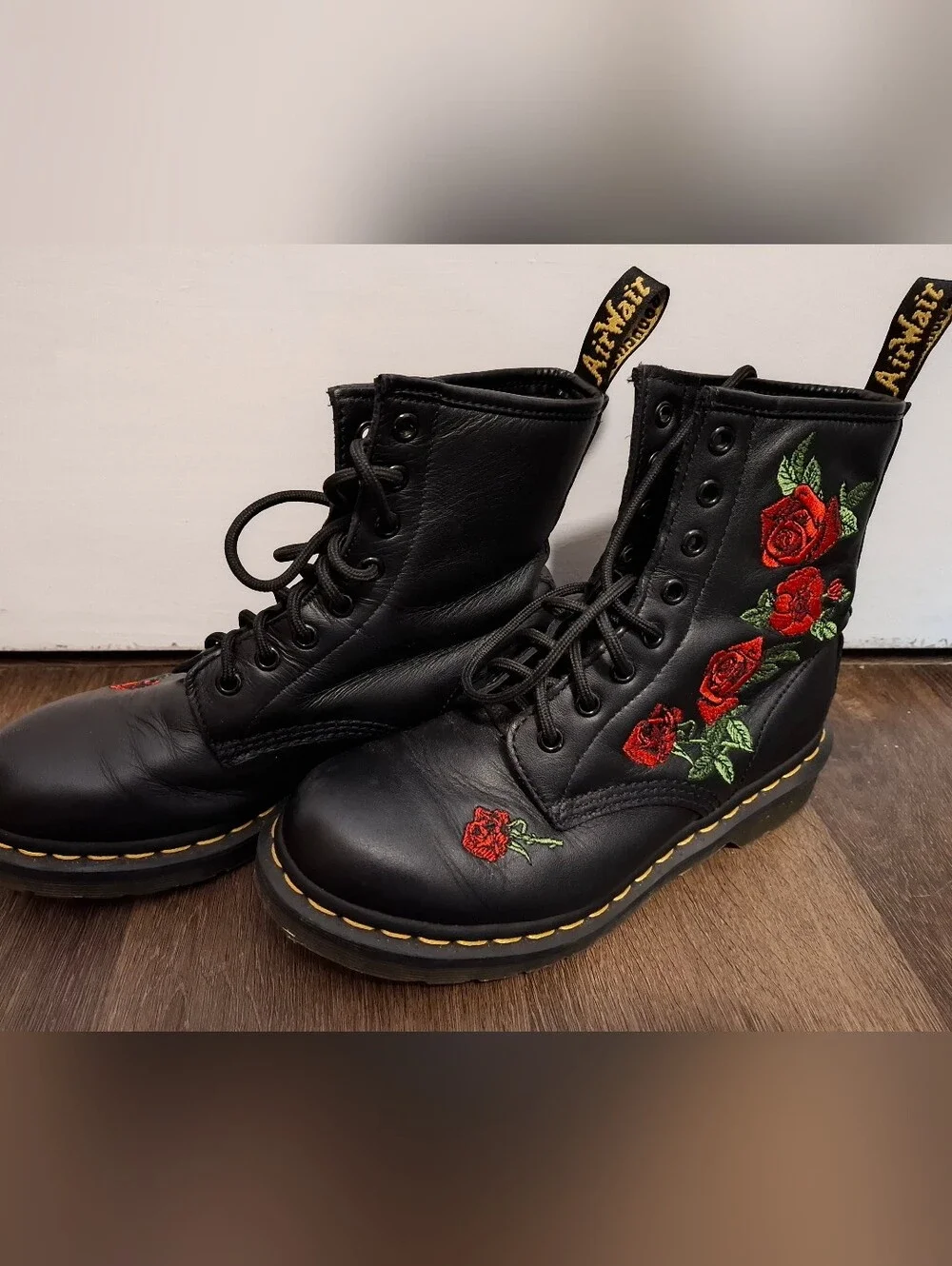 Dr. Martens lace up