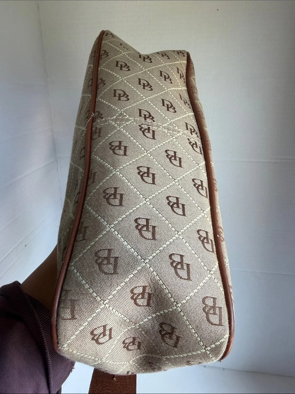 Dooney & Bourke beautiful authentic