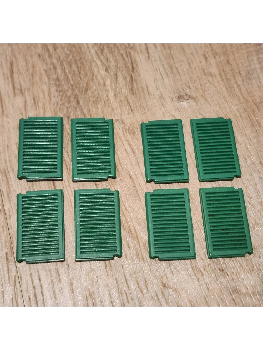 LEGO  3856 ~ GREEN SHUTTERS ~ 1x2x3 ~ SET OF 8