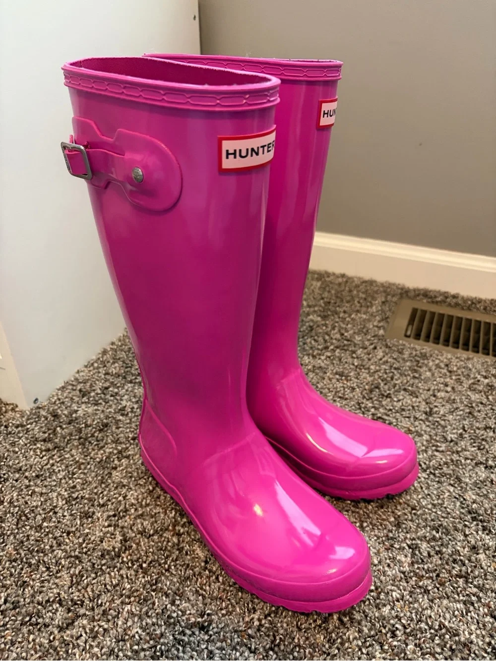 Hunter bright glossy