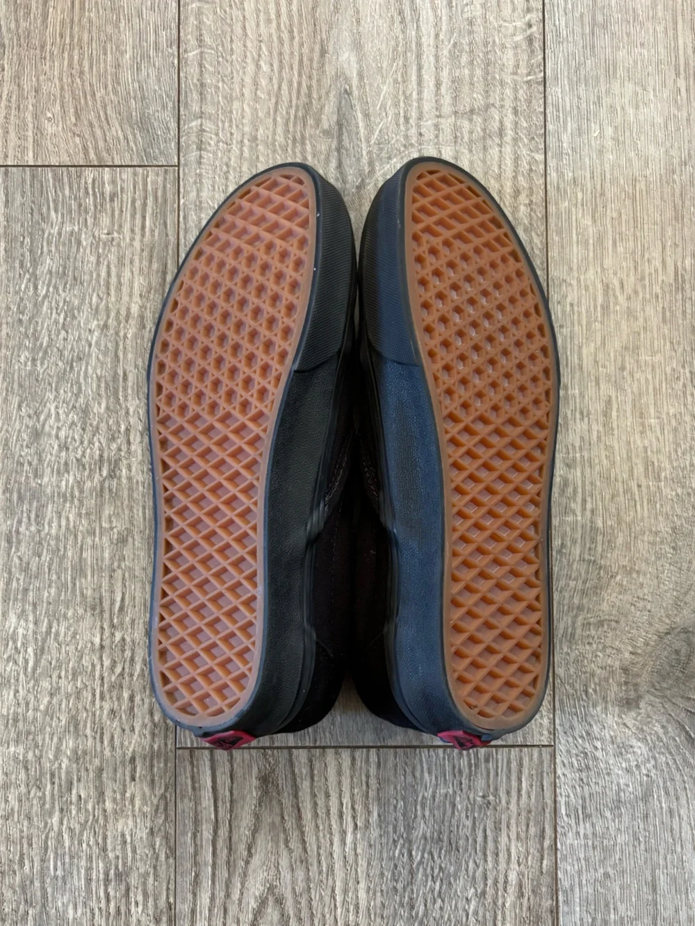 VANS men’s black slip on