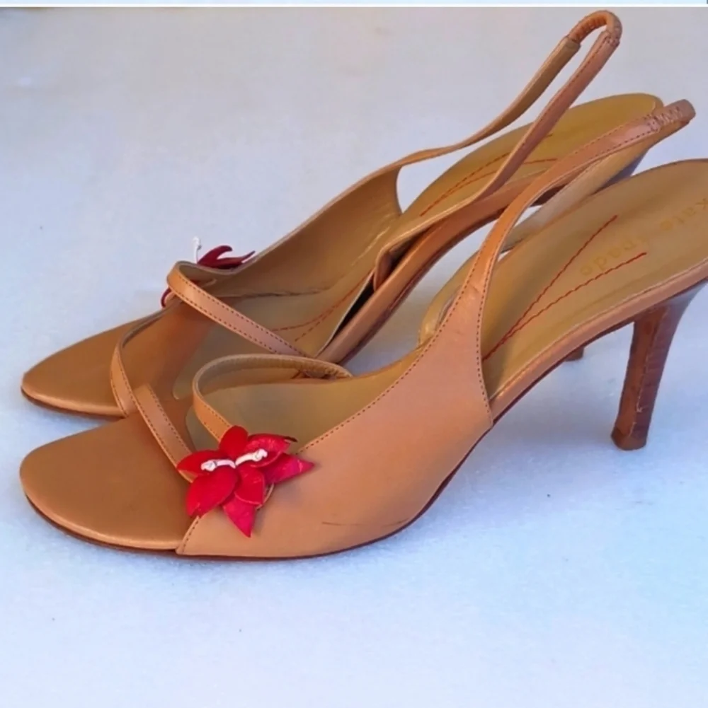 kate spade step out