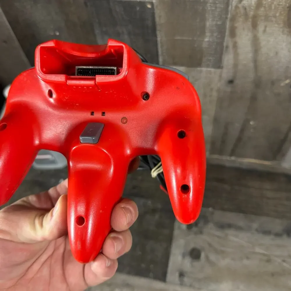 Nintendo 64 red