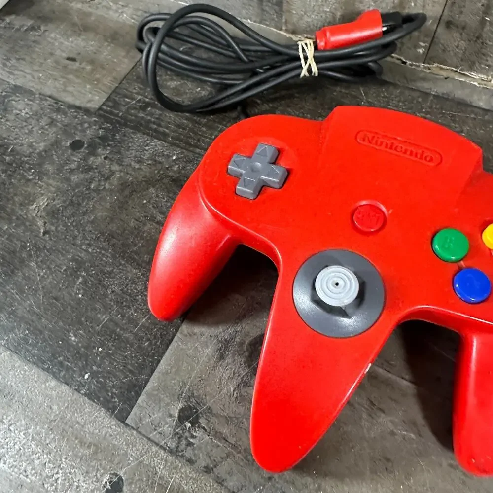 Nintendo 64 red