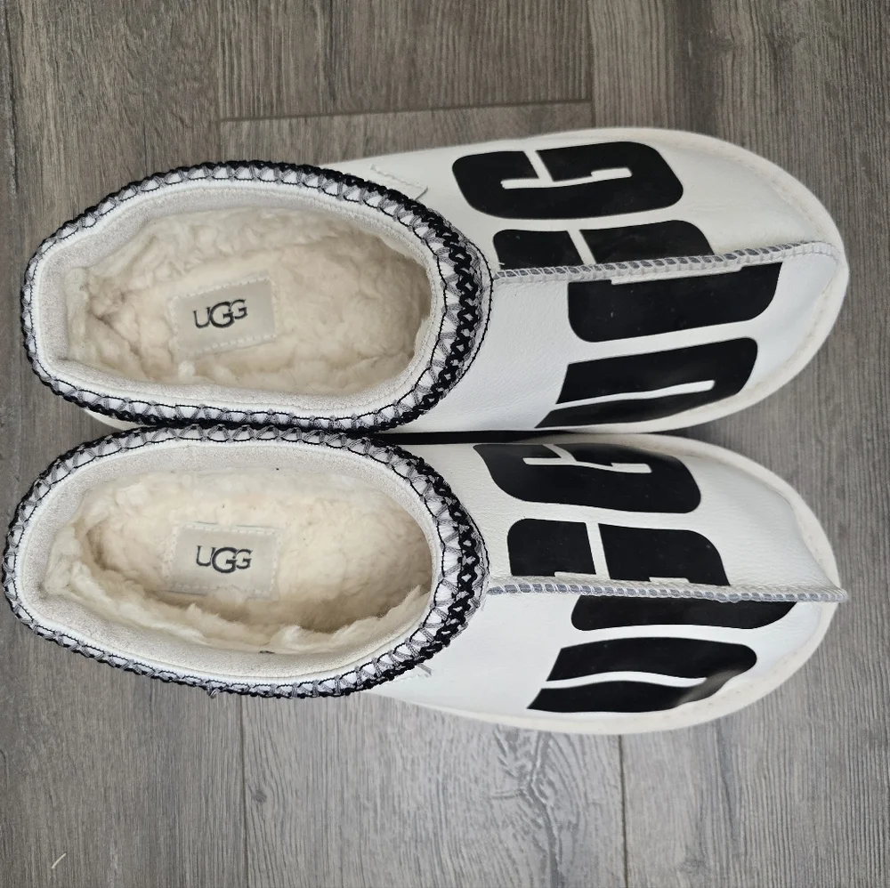 UGG very cool
