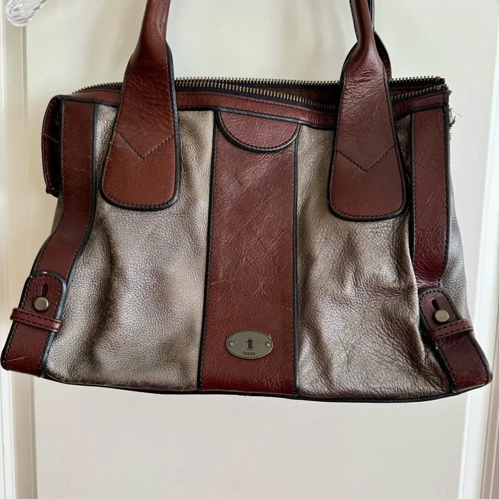 Fossil satchel combines
