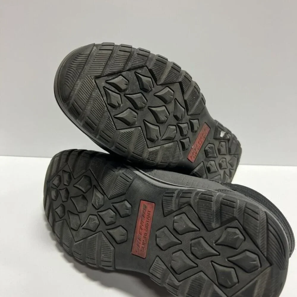 Skechers very good