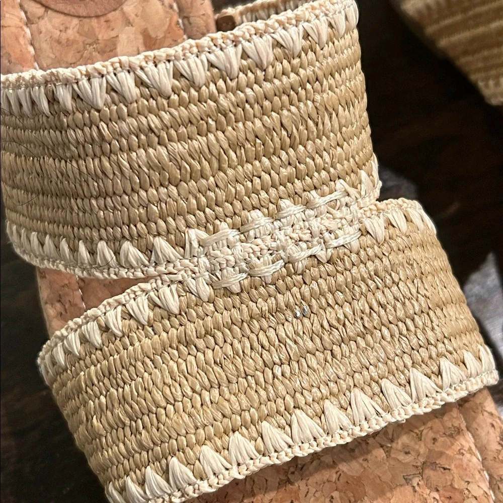 Lucky Brand step into