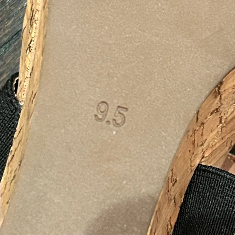AEROSOLES stylish black