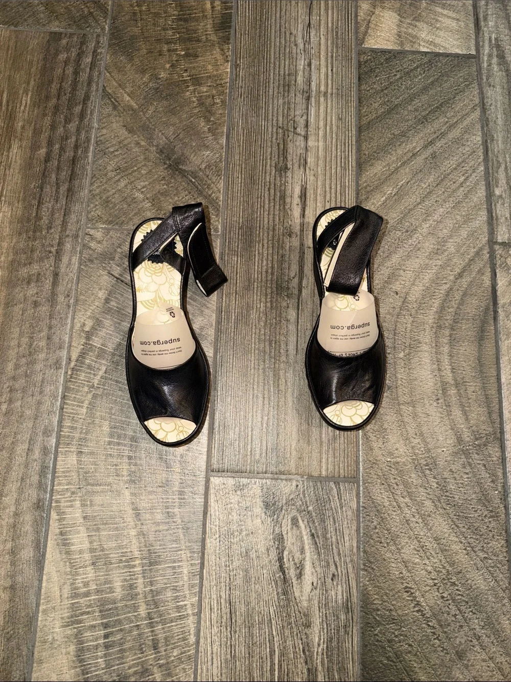 Fly London casual grip sandals