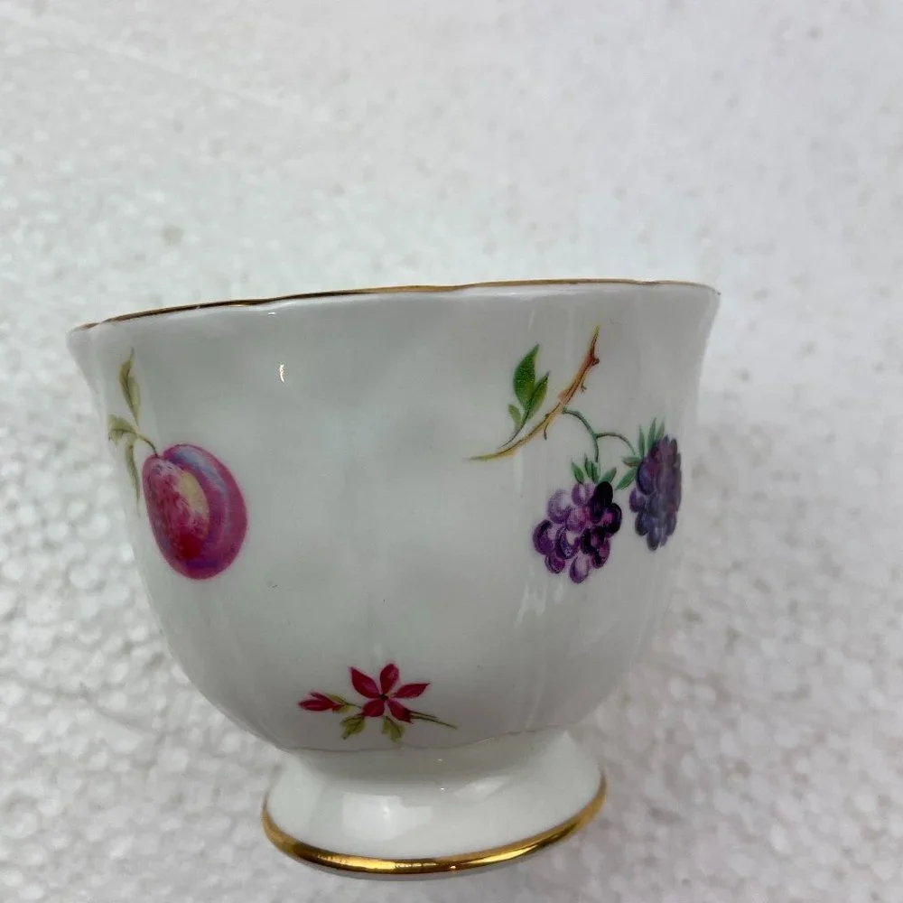Aynsley scalloped cup