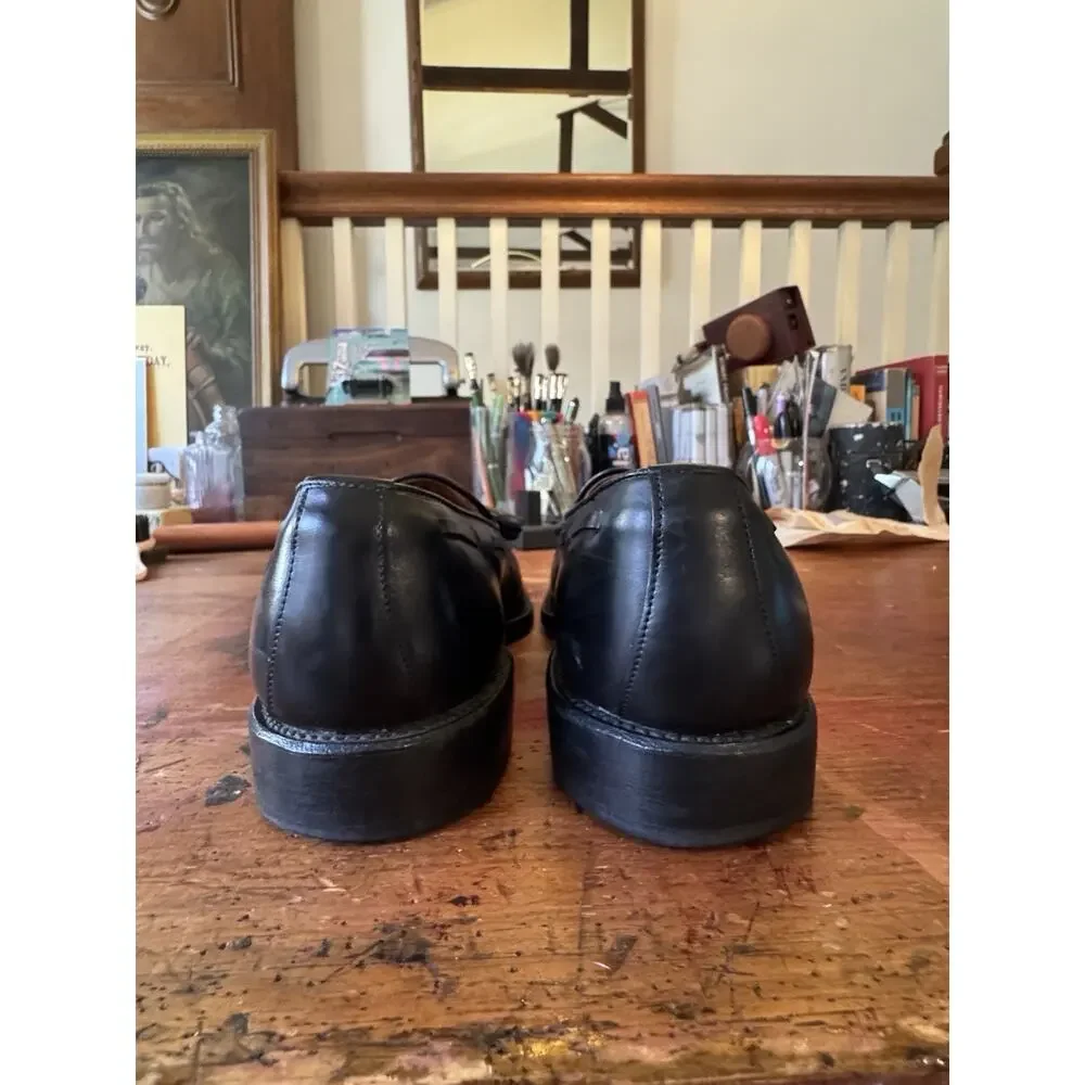 Allen Edmonds please vintage