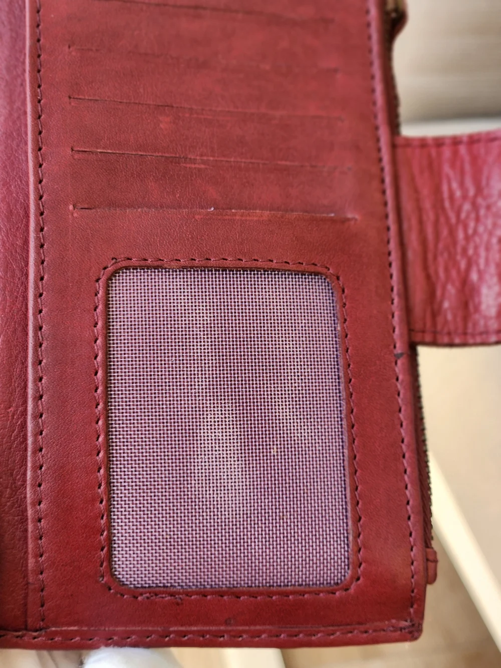 N/A stylish burgundy