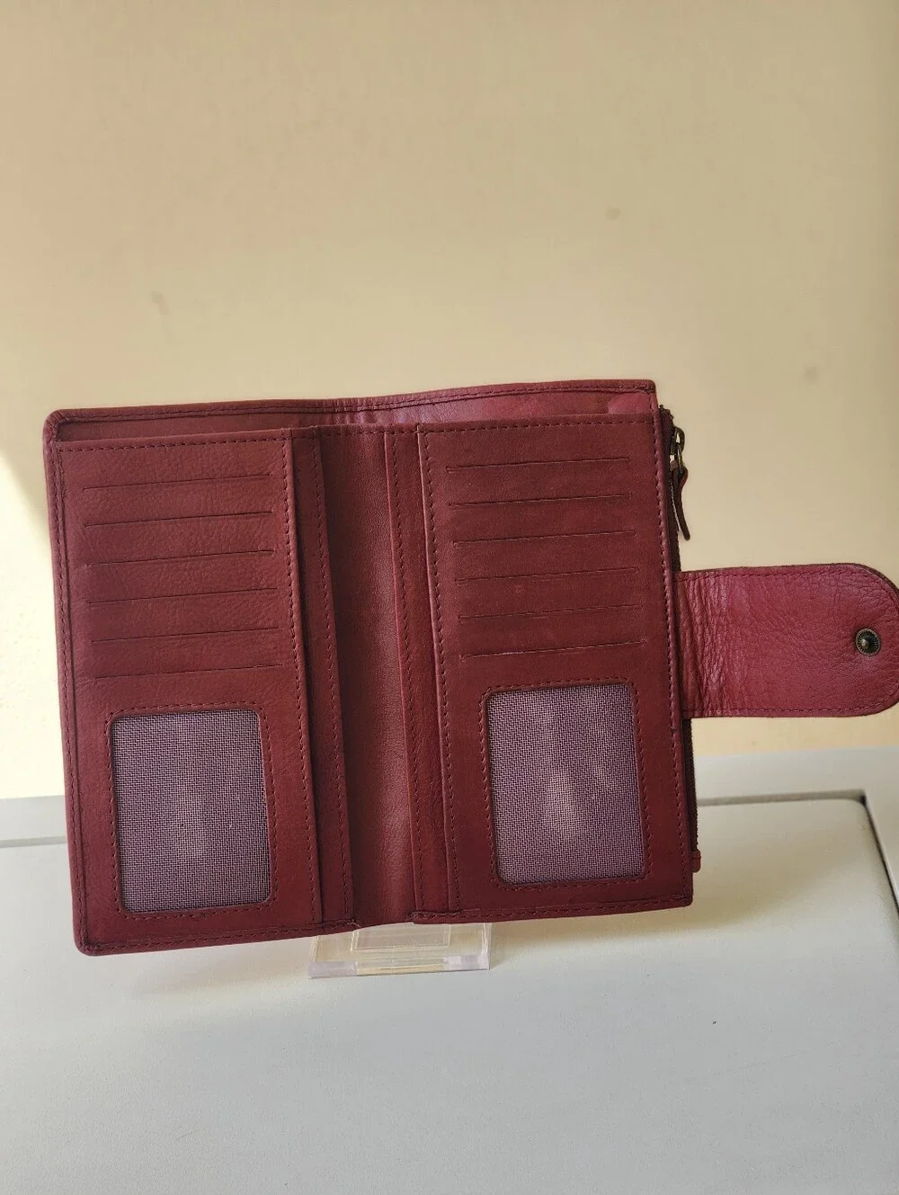 N/A stylish burgundy