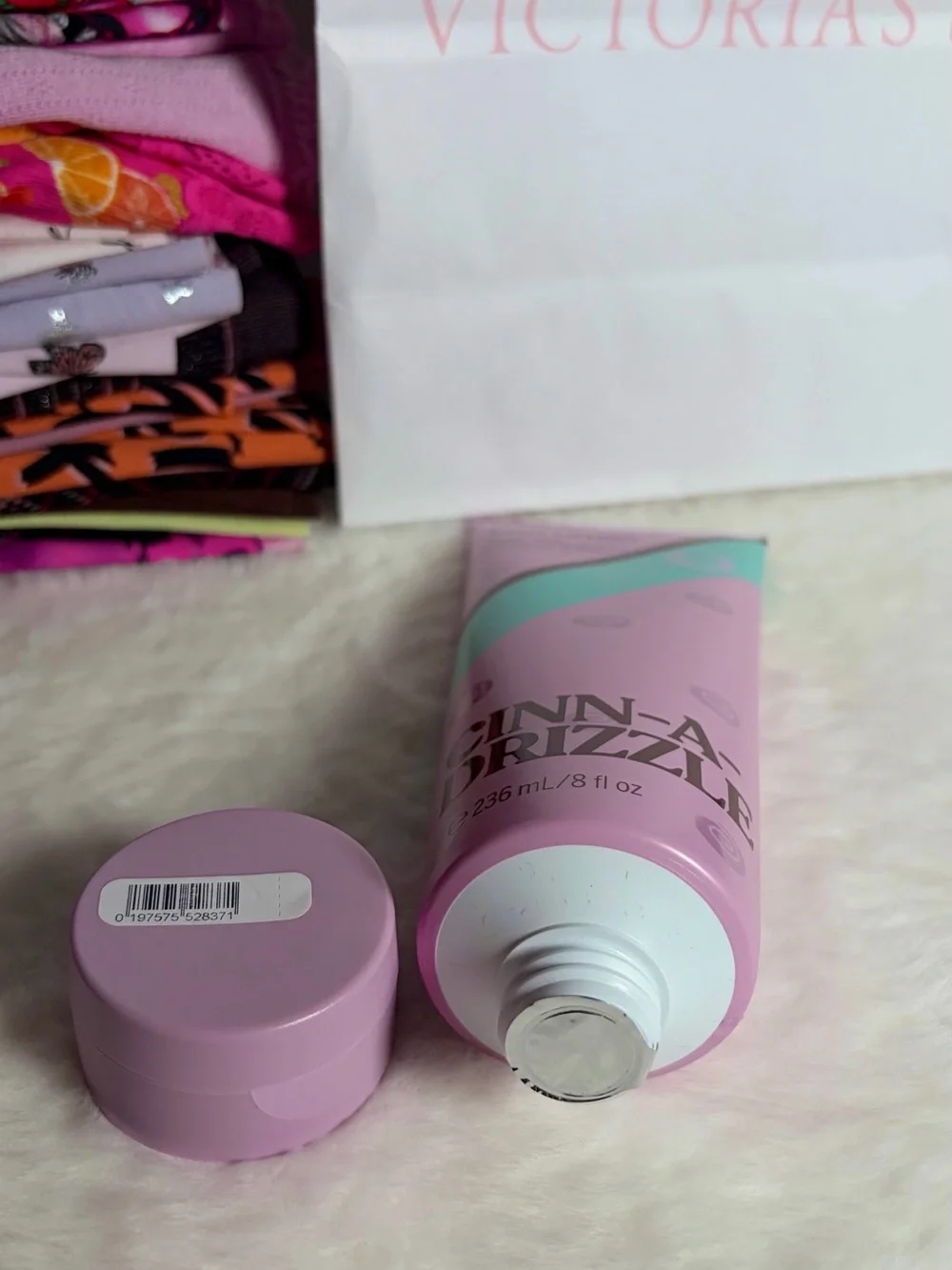 PINK Victorias Secret 8floz sealed