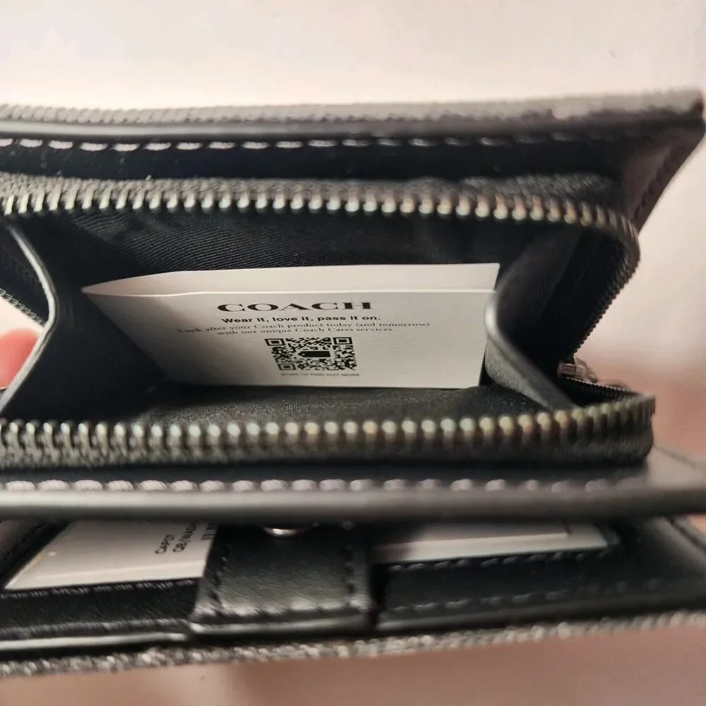 Coach snap wallet