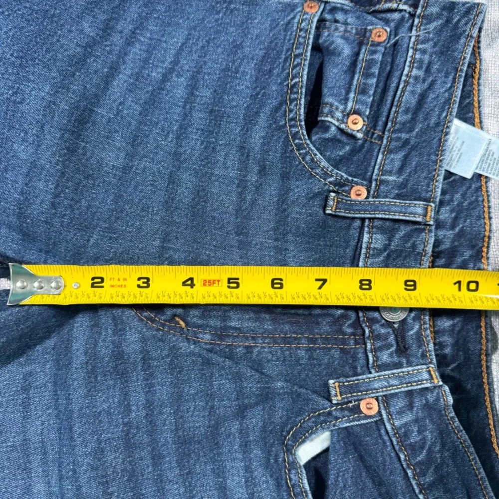 Levis style features product
