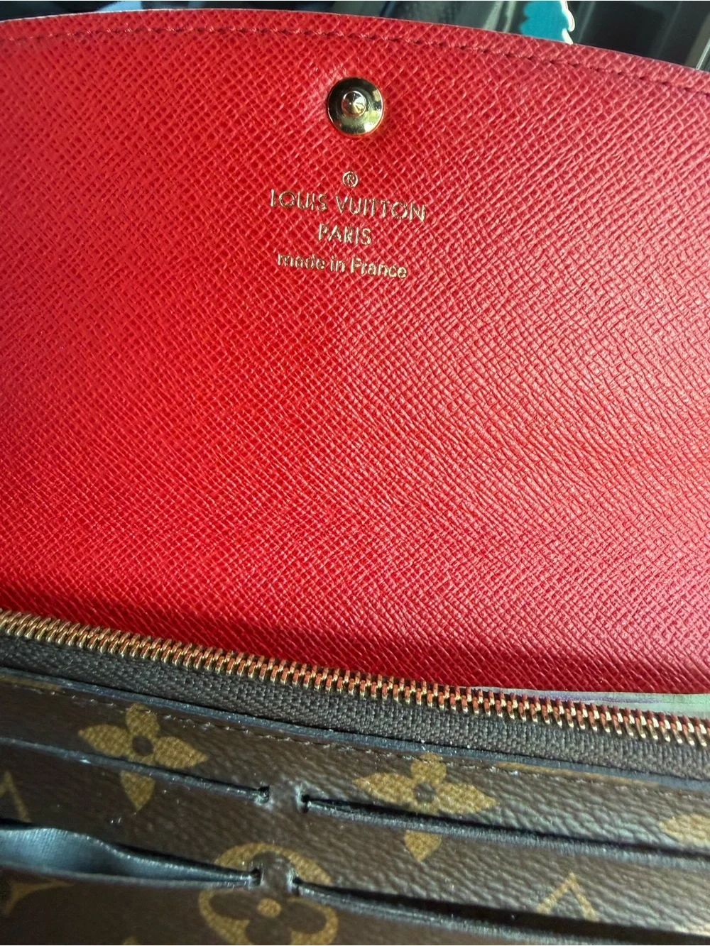 Louis Vuitton signature lv