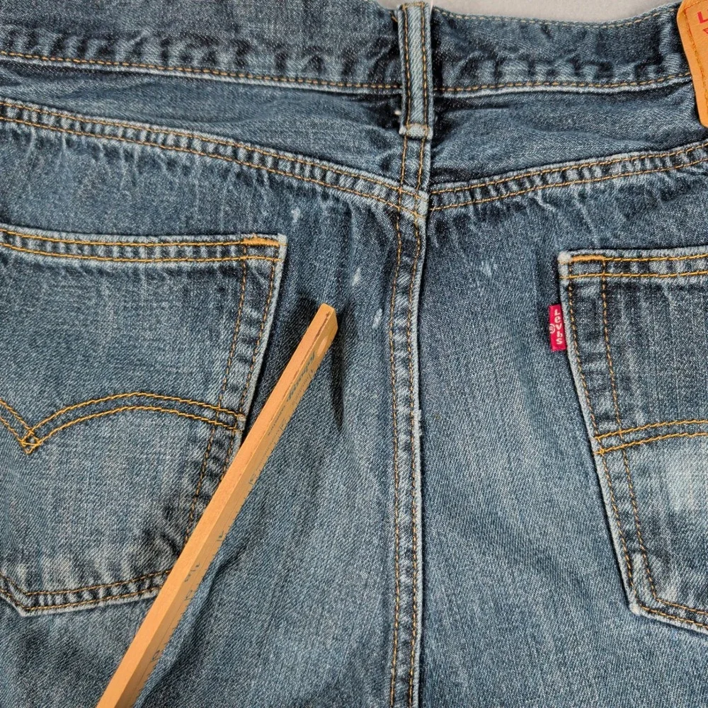 Levis fair pre