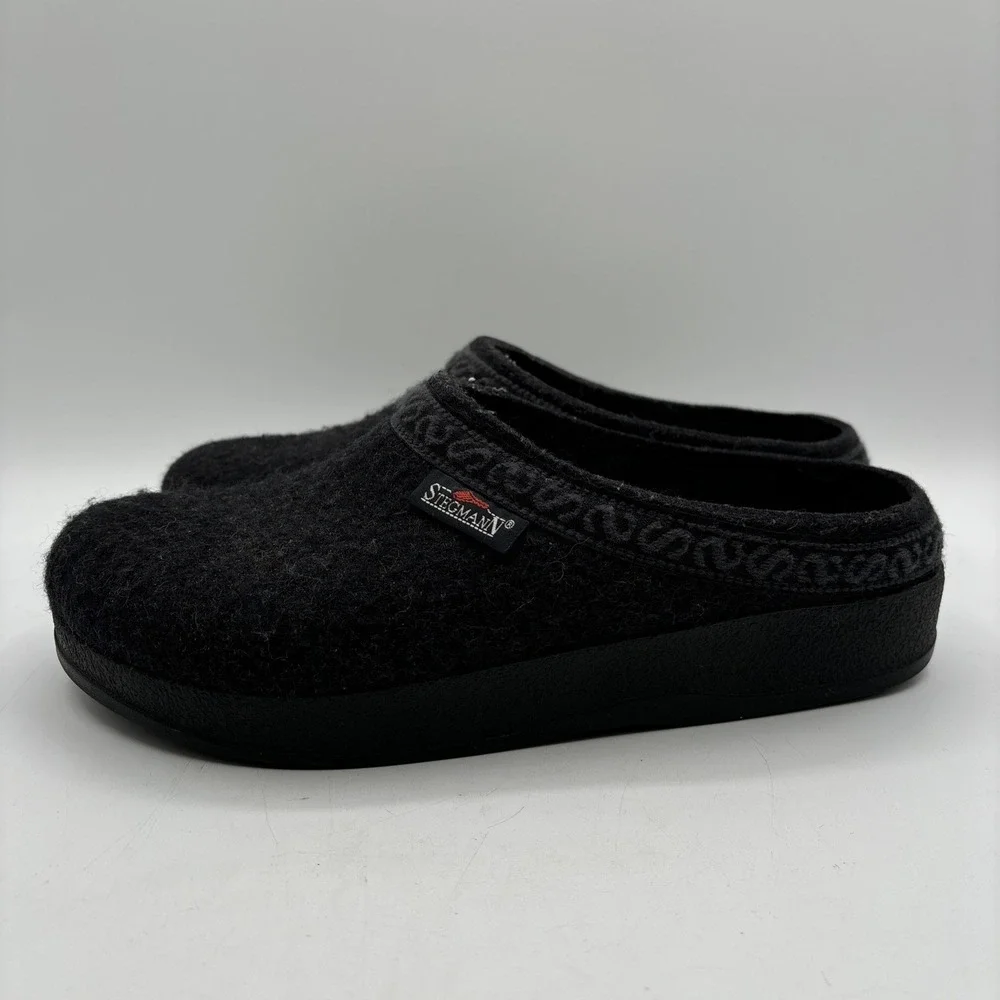 Stegmann wool clogs