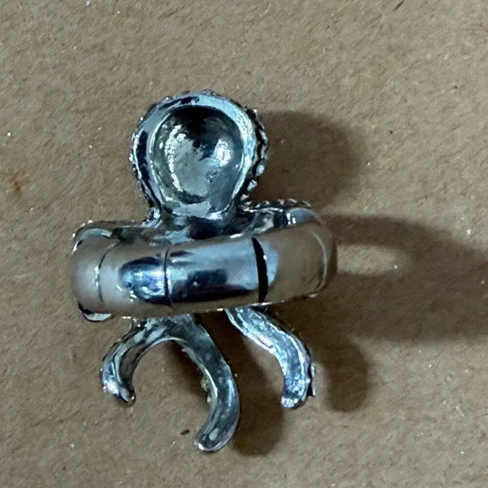 unknown fashion octopus