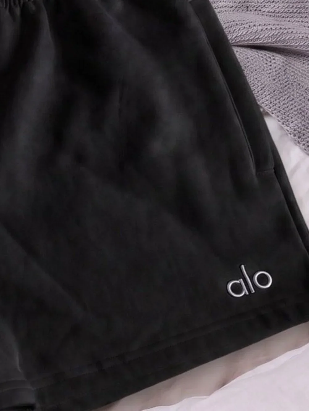 ALO Yoga brand new