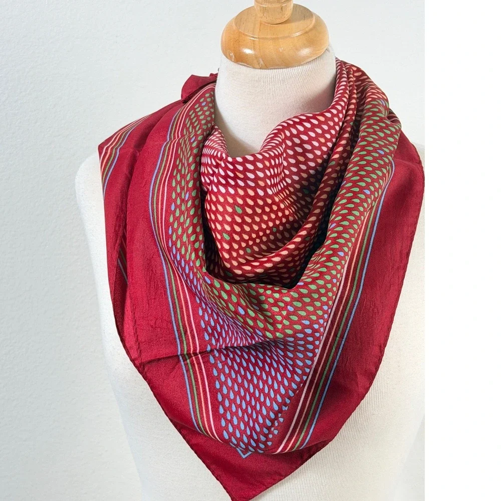 Durazon Square Scarf Sz 28